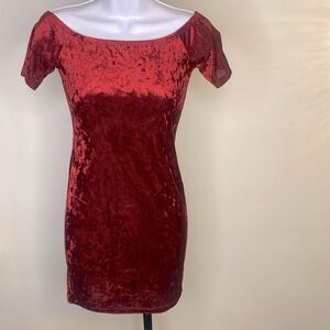 NEW…Burgundy faux velvet body-con dress size S (small) from Forever21